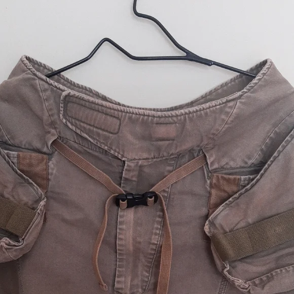 HAMCUS Brown Cargo Pants with Straight-Leg Cut - Picture 3 of 15